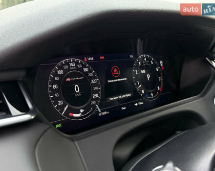 Серый Ленд Ровер Рендж Ровер Велар, объемом двигателя 3 л и пробегом 102 тыс. км за 38000 $, фото 24 на Automoto.ua