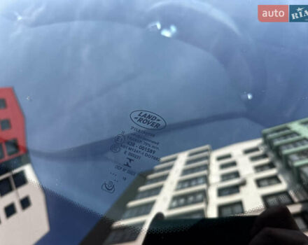 Сірий Ленд Ровер Рендж Ровер Велар, об'ємом двигуна 2 л та пробігом 174 тис. км за 34800 $, фото 16 на Automoto.ua