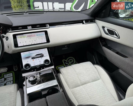 Сірий Ленд Ровер Рендж Ровер Велар, об'ємом двигуна 2 л та пробігом 30 тис. км за 39999 $, фото 23 на Automoto.ua