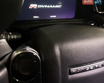 Серый Ленд Ровер Рендж Ровер Велар, объемом двигателя 2 л и пробегом 52 тыс. км за 32900 $, фото 23 на Automoto.ua