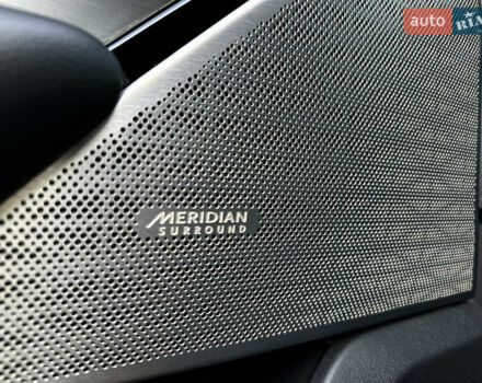 Сірий Ленд Ровер Рендж Ровер Велар, об'ємом двигуна 2 л та пробігом 174 тис. км за 34800 $, фото 23 на Automoto.ua