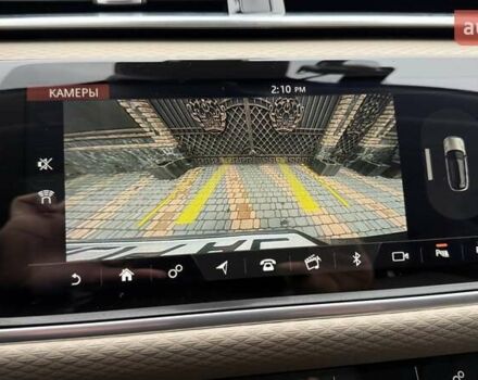 Серый Ленд Ровер Рендж Ровер Велар, объемом двигателя 2 л и пробегом 102 тыс. км за 37500 $, фото 36 на Automoto.ua