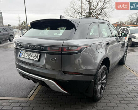 Серый Ленд Ровер Рендж Ровер Велар, объемом двигателя 2 л и пробегом 150 тыс. км за 35000 $, фото 3 на Automoto.ua