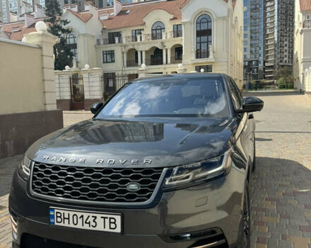 Ленд Ровер Рендж Ровер Велар 2018 в Одессе на Automoto.ua Серый Ленд Ровер Рендж Ровер Велар, объемом двигателя 2 л и пробегом 83 тыс. км за 35500 $, фото 4 на Automoto.ua