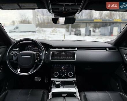 Сірий Ленд Ровер Рендж Ровер Велар, об'ємом двигуна 2 л та пробігом 130 тис. км за 34650 $, фото 18 на Automoto.ua