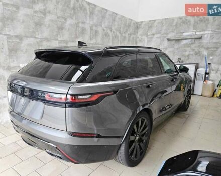 Серый Ленд Ровер Рендж Ровер Велар, объемом двигателя 2.99 л и пробегом 137 тыс. км за 26300 $, фото 4 на Automoto.ua