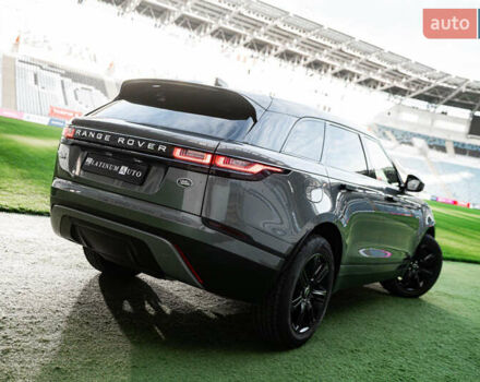 Сірий Ленд Ровер Рендж Ровер Велар, об'ємом двигуна 2 л та пробігом 49 тис. км за 39900 $, фото 16 на Automoto.ua