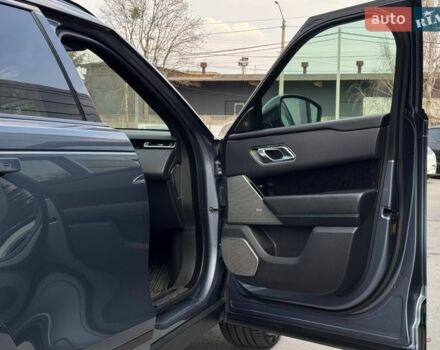 Серый Ленд Ровер Рендж Ровер Велар, объемом двигателя 3 л и пробегом 242 тыс. км за 25999 $, фото 79 на Automoto.ua