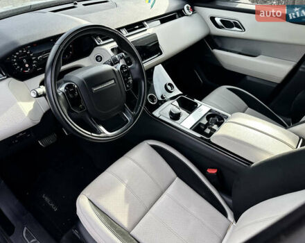 Серый Ленд Ровер Рендж Ровер Велар, объемом двигателя 2 л и пробегом 62 тыс. км за 39900 $, фото 8 на Automoto.ua