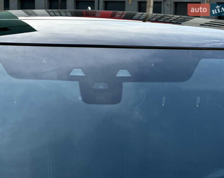 Сірий Ленд Ровер Рендж Ровер Велар, об'ємом двигуна 2 л та пробігом 174 тис. км за 34800 $, фото 15 на Automoto.ua