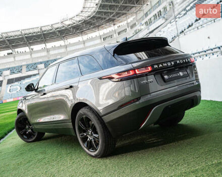 Сірий Ленд Ровер Рендж Ровер Велар, об'ємом двигуна 2 л та пробігом 49 тис. км за 39900 $, фото 10 на Automoto.ua