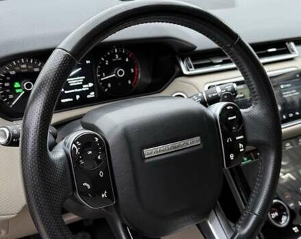 Серый Ленд Ровер Рендж Ровер Велар, объемом двигателя 2 л и пробегом 102 тыс. км за 37500 $, фото 50 на Automoto.ua