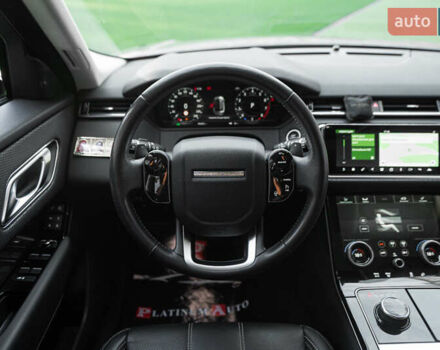 Сірий Ленд Ровер Рендж Ровер Велар, об'ємом двигуна 2 л та пробігом 49 тис. км за 39900 $, фото 41 на Automoto.ua