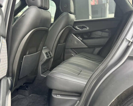 Серый Ленд Ровер Рендж Ровер Велар, объемом двигателя 2 л и пробегом 52 тыс. км за 32900 $, фото 17 на Automoto.ua