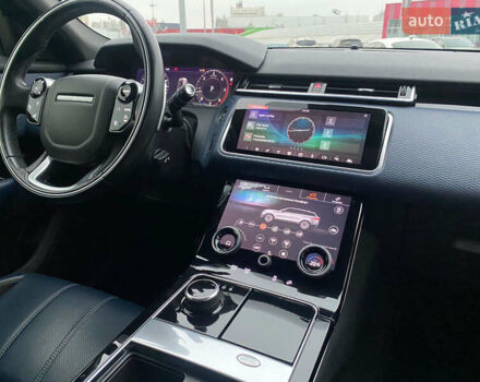 Сірий Ленд Ровер Рендж Ровер Велар, об'ємом двигуна 2 л та пробігом 103 тис. км за 35300 $, фото 12 на Automoto.ua