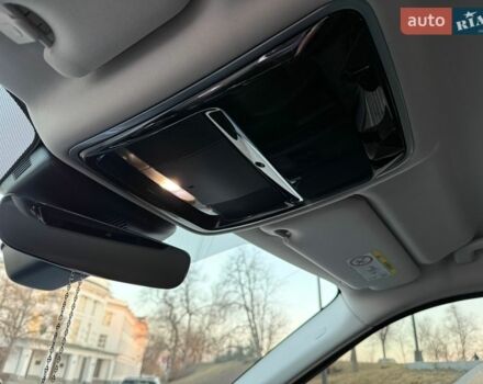 Серый Ленд Ровер Рендж Ровер Велар, объемом двигателя 2 л и пробегом 69 тыс. км за 40500 $, фото 14 на Automoto.ua