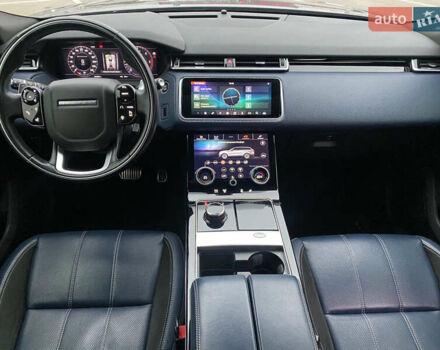 Сірий Ленд Ровер Рендж Ровер Велар, об'ємом двигуна 2 л та пробігом 103 тис. км за 35300 $, фото 14 на Automoto.ua
