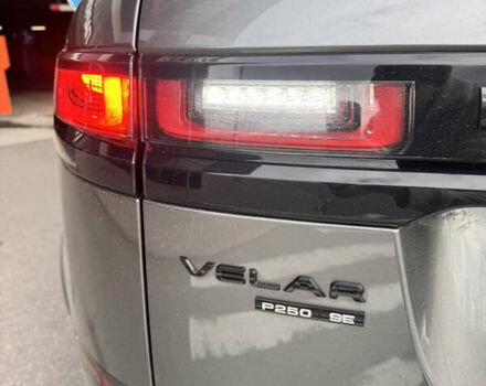 Серый Ленд Ровер Рендж Ровер Велар, объемом двигателя 2 л и пробегом 52 тыс. км за 32900 $, фото 6 на Automoto.ua