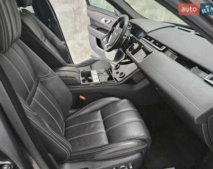 Серый Ленд Ровер Рендж Ровер Велар, объемом двигателя 2.99 л и пробегом 137 тыс. км за 26300 $, фото 7 на Automoto.ua