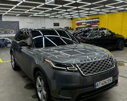 Серый Ленд Ровер Рендж Ровер Велар, объемом двигателя 2 л и пробегом 101 тыс. км за 39999 $, фото 3 на Automoto.ua