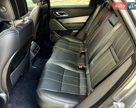 Серый Ленд Ровер Рендж Ровер Велар, объемом двигателя 2 л и пробегом 174 тыс. км за 33990 $, фото 53 на Automoto.ua