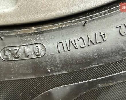 Серый Ленд Ровер Рендж Ровер Велар, объемом двигателя 2 л и пробегом 102 тыс. км за 37500 $, фото 17 на Automoto.ua