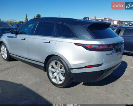 Сірий Ленд Ровер Рендж Ровер Велар, об'ємом двигуна 2 л та пробігом 95 тис. км за 12000 $, фото 2 на Automoto.ua