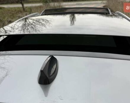 Серый Ленд Ровер Рендж Ровер Велар, объемом двигателя 2 л и пробегом 102 тыс. км за 37500 $, фото 32 на Automoto.ua