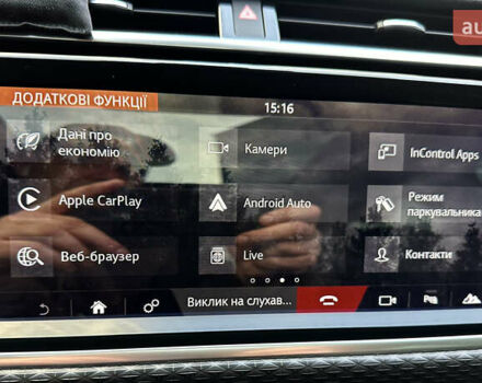 Сірий Ленд Ровер Рендж Ровер Велар, об'ємом двигуна 2 л та пробігом 174 тис. км за 34800 $, фото 30 на Automoto.ua