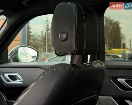 Серый Ленд Ровер Рендж Ровер Велар, объемом двигателя 3 л и пробегом 242 тыс. км за 25999 $, фото 70 на Automoto.ua