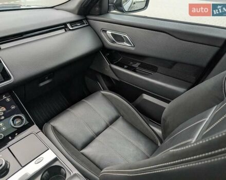 Серый Ленд Ровер Рендж Ровер Велар, объемом двигателя 3 л и пробегом 242 тыс. км за 29999 $, фото 50 на Automoto.ua