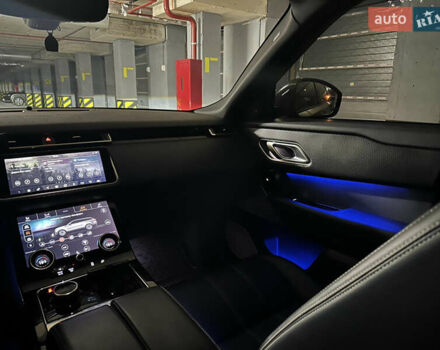 Сірий Ленд Ровер Рендж Ровер Велар, об'ємом двигуна 2 л та пробігом 174 тис. км за 34800 $, фото 55 на Automoto.ua