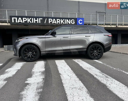 Серый Ленд Ровер Рендж Ровер Велар, объемом двигателя 2 л и пробегом 52 тыс. км за 32900 $, фото 1 на Automoto.ua