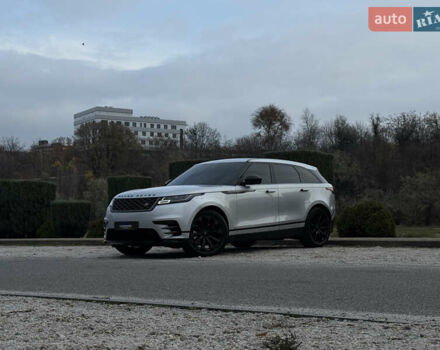 Серый Ленд Ровер Рендж Ровер Велар, объемом двигателя 3 л и пробегом 102 тыс. км за 38000 $, фото 2 на Automoto.ua