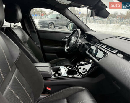 Серый Ленд Ровер Рендж Ровер Велар, объемом двигателя 2 л и пробегом 150 тыс. км за 35000 $, фото 11 на Automoto.ua