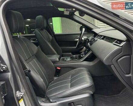 Серый Ленд Ровер Рендж Ровер Велар, объемом двигателя 2 л и пробегом 155 тыс. км за 34990 $, фото 10 на Automoto.ua