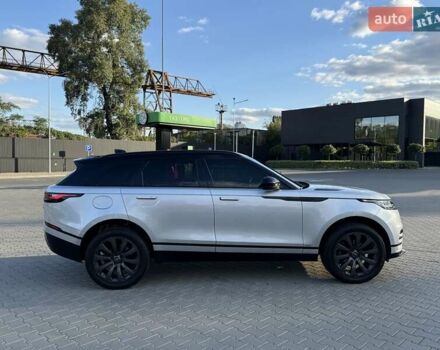 Серый Ленд Ровер Рендж Ровер Велар, объемом двигателя 2 л и пробегом 130 тыс. км за 35500 $, фото 10 на Automoto.ua