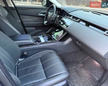 Серый Ленд Ровер Рендж Ровер Велар, объемом двигателя 2 л и пробегом 69 тыс. км за 40500 $, фото 17 на Automoto.ua