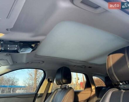 Сірий Ленд Ровер Рендж Ровер Велар, об'ємом двигуна 2 л та пробігом 130 тис. км за 34000 $, фото 12 на Automoto.ua