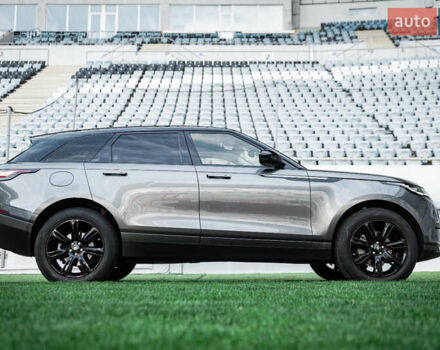 Сірий Ленд Ровер Рендж Ровер Велар, об'ємом двигуна 2 л та пробігом 49 тис. км за 39900 $, фото 4 на Automoto.ua