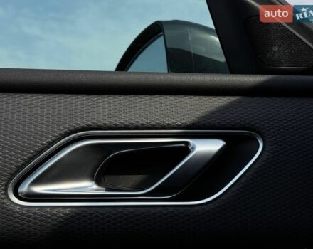 Серый Ленд Ровер Рендж Ровер Велар, объемом двигателя 3 л и пробегом 242 тыс. км за 25999 $, фото 35 на Automoto.ua