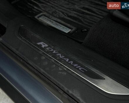 Серый Ленд Ровер Рендж Ровер Велар, объемом двигателя 3 л и пробегом 242 тыс. км за 25999 $, фото 37 на Automoto.ua