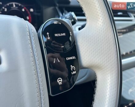 Сірий Ленд Ровер Рендж Ровер Велар, об'ємом двигуна 2 л та пробігом 109 тис. км за 37000 $, фото 33 на Automoto.ua