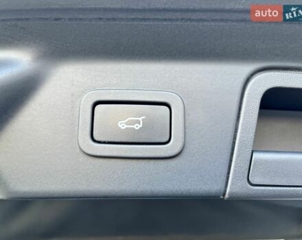 Сірий Ленд Ровер Рендж Ровер Велар, об'ємом двигуна 2 л та пробігом 109 тис. км за 37000 $, фото 44 на Automoto.ua