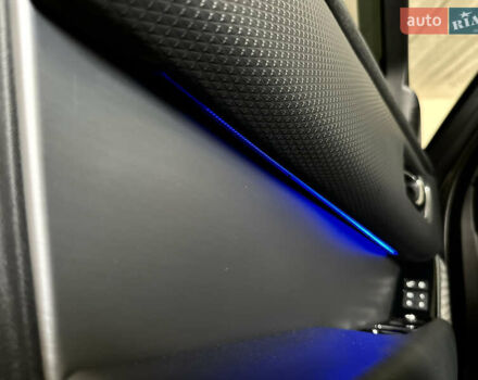 Серый Ленд Ровер Рендж Ровер Велар, объемом двигателя 2 л и пробегом 174 тыс. км за 34800 $, фото 29 на Automoto.ua