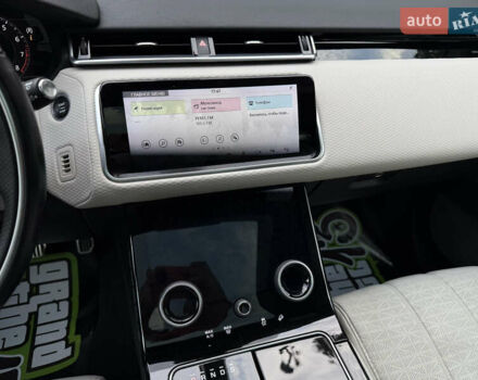 Сірий Ленд Ровер Рендж Ровер Велар, об'ємом двигуна 2 л та пробігом 30 тис. км за 39999 $, фото 29 на Automoto.ua