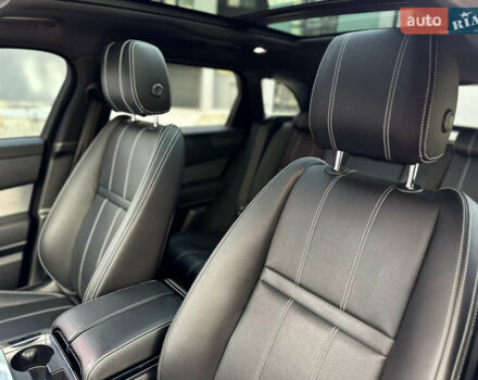 Сірий Ленд Ровер Рендж Ровер Велар, об'ємом двигуна 2 л та пробігом 174 тис. км за 34800 $, фото 25 на Automoto.ua