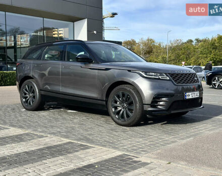 Серый Ленд Ровер Рендж Ровер Велар, объемом двигателя 2 л и пробегом 62 тыс. км за 39900 $, фото 2 на Automoto.ua