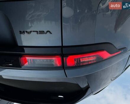 Серый Ленд Ровер Рендж Ровер Велар, объемом двигателя 3 л и пробегом 242 тыс. км за 25999 $, фото 17 на Automoto.ua