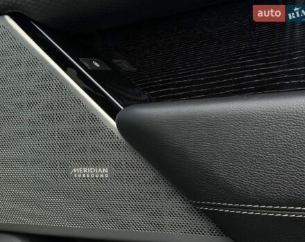 Серый Ленд Ровер Рендж Ровер Велар, объемом двигателя 3 л и пробегом 242 тыс. км за 25999 $, фото 82 на Automoto.ua